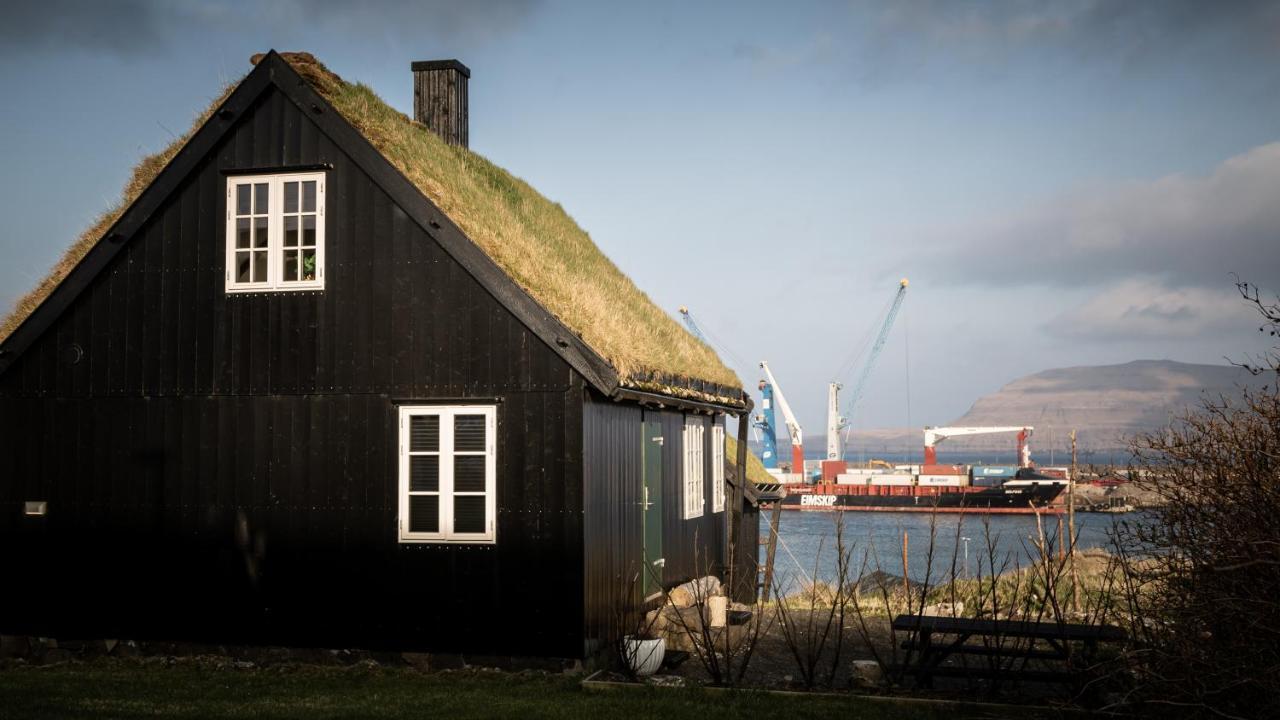 Traditional Faroese House In Torshavns City Center Экстерьер фото